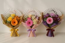 Load image into Gallery viewer, Blossom Fan Bouquet