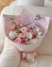 Load image into Gallery viewer, Designer Choice Bouquet