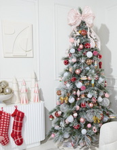 Load image into Gallery viewer, In-Home Holiday Styling Service