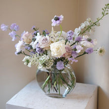 Load image into Gallery viewer, Designer Choice Vase Arrangement