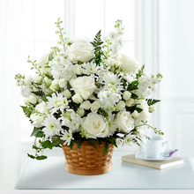 Load image into Gallery viewer, Heartfelt Condolences Basket