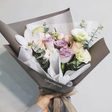 Load image into Gallery viewer, Valentine's Mix Bouquet