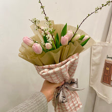 Load image into Gallery viewer, Elegant Tulips