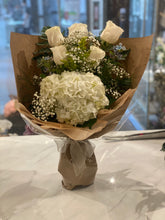 Load image into Gallery viewer, Designer Choice Bouquet