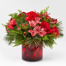 Load image into Gallery viewer, Merry Mistletoe Arrangement