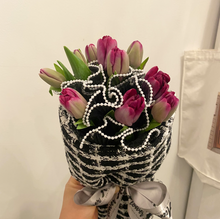 Load image into Gallery viewer, Elegant Tulips