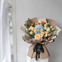 Load image into Gallery viewer, Valentine's Mix Bouquet