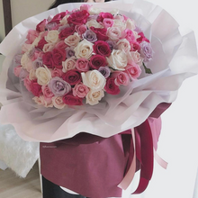 Load image into Gallery viewer, Luxury Rose Bouquet - Fancy Wrapping

