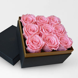 Classic Boxed Roses