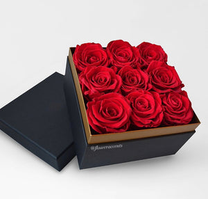 Classic Boxed Roses