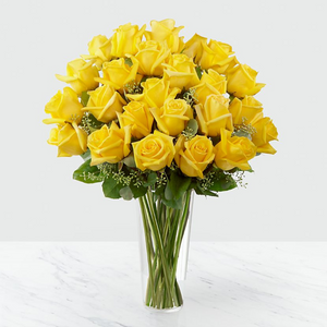 Long Stem Yellow Rose Arrangement