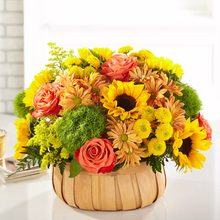 Load image into Gallery viewer, Harvest Sunflower Basket
