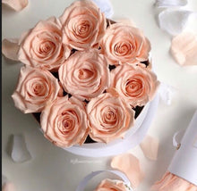 Load image into Gallery viewer, Classic Boxed Roses
