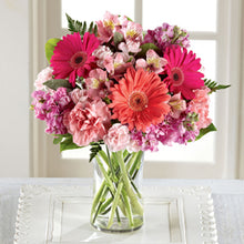Load image into Gallery viewer, Blushing Beauty Bouquet
